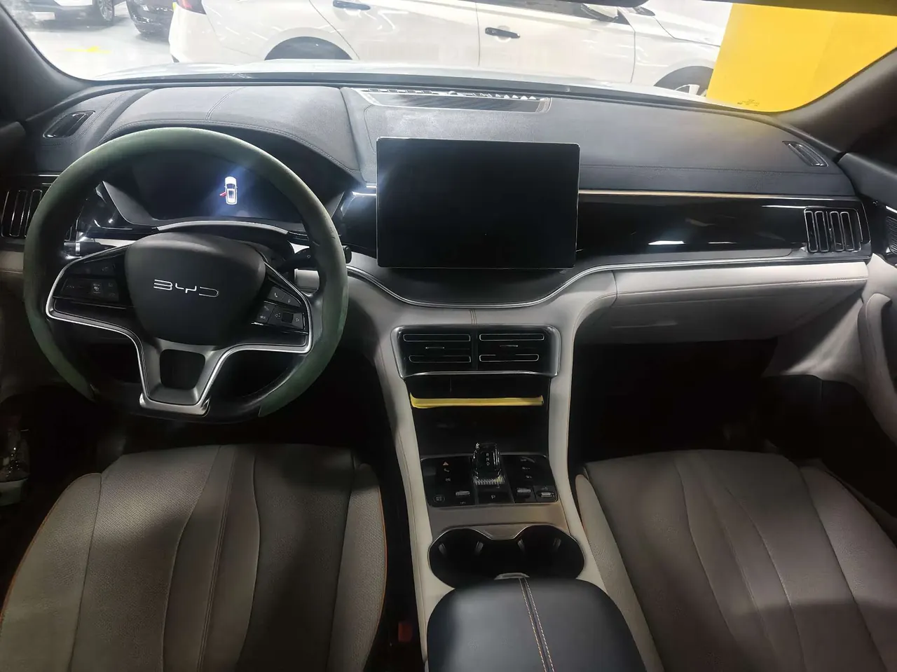 BYD 2023 Song PLUS DM-i 1.5 Stepless Champion Edition 150KM Flagship PLUS Automatic Gear 4