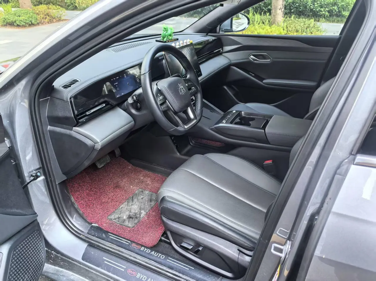 BYD 2025 Qin L EV 545KM Exceed automatic gear 8
