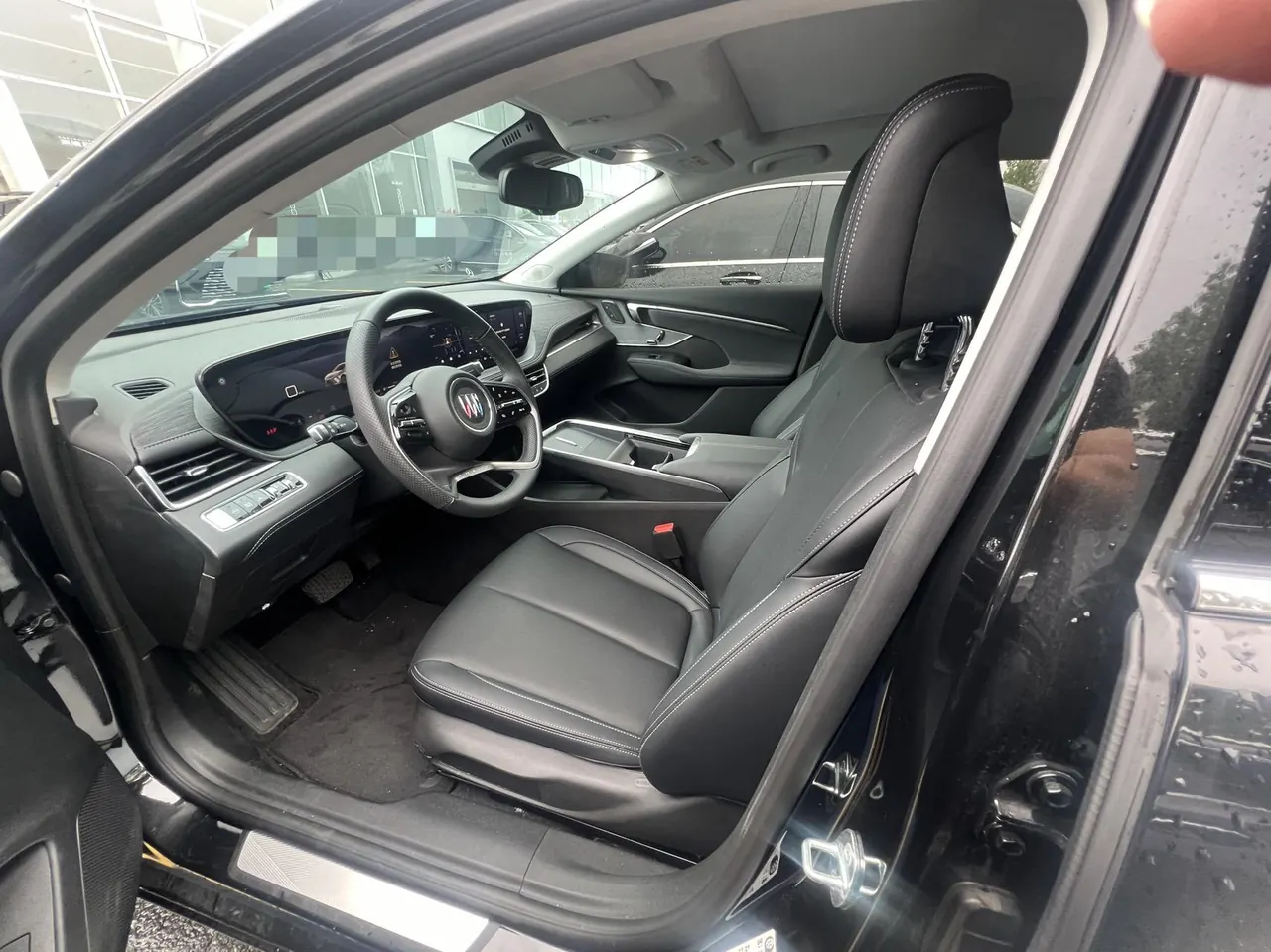 Buick 2025 LaCrosse 2.0T 28T Platinum Edition, automatic transmission 4