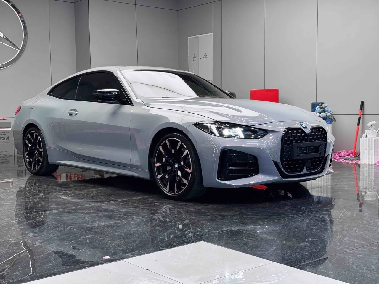 BMW 4 Series (Imported) 2024 430i Coupe 2.0T M Sport Night Edition Automatic 3