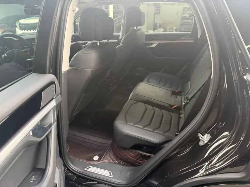 Volkswagen Touareg (Imported) 2022 Touareg 3.0TSI Sharp Edition Classic Sports Suit Automatic Gear 3
