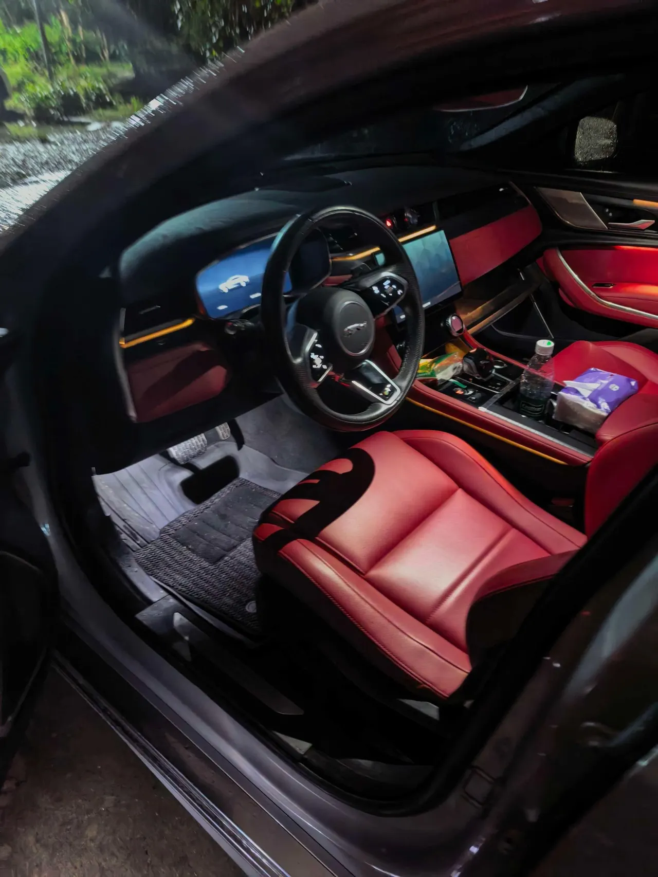 Jaguar 2023 XFL 2.0T P 10000.00g Drive Elite Deluxe Automatic Gear 3
