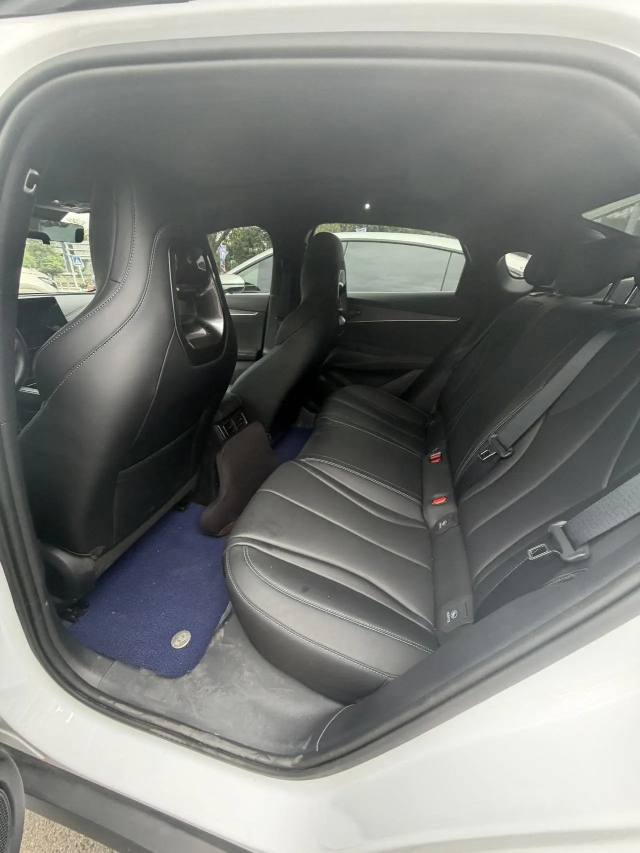 BYD 2025 seals 06 DM-i 1.5 stepless smart driving version 120KM honorable automatic gear 2