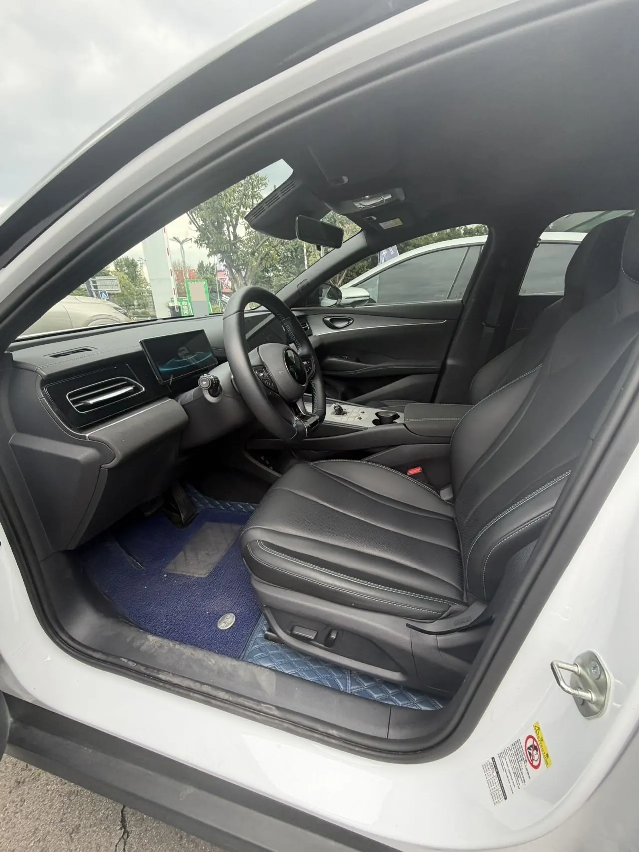 BYD 2025 seals 06 DM-i 1.5 stepless smart driving version 120KM honorable automatic gear 4