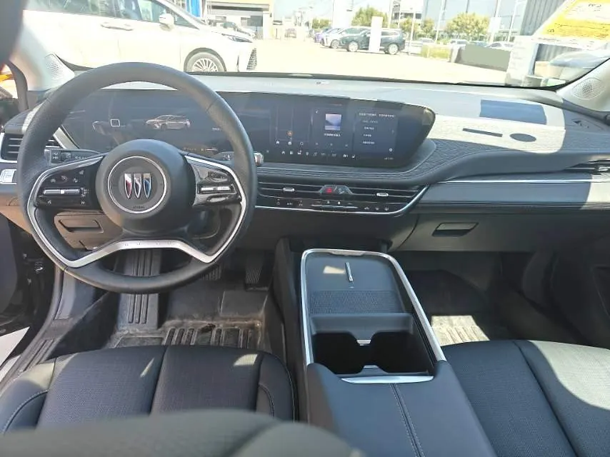 Buick 2025 LaCrosse 2.0T 28T Platinum Edition, automatic transmission 7