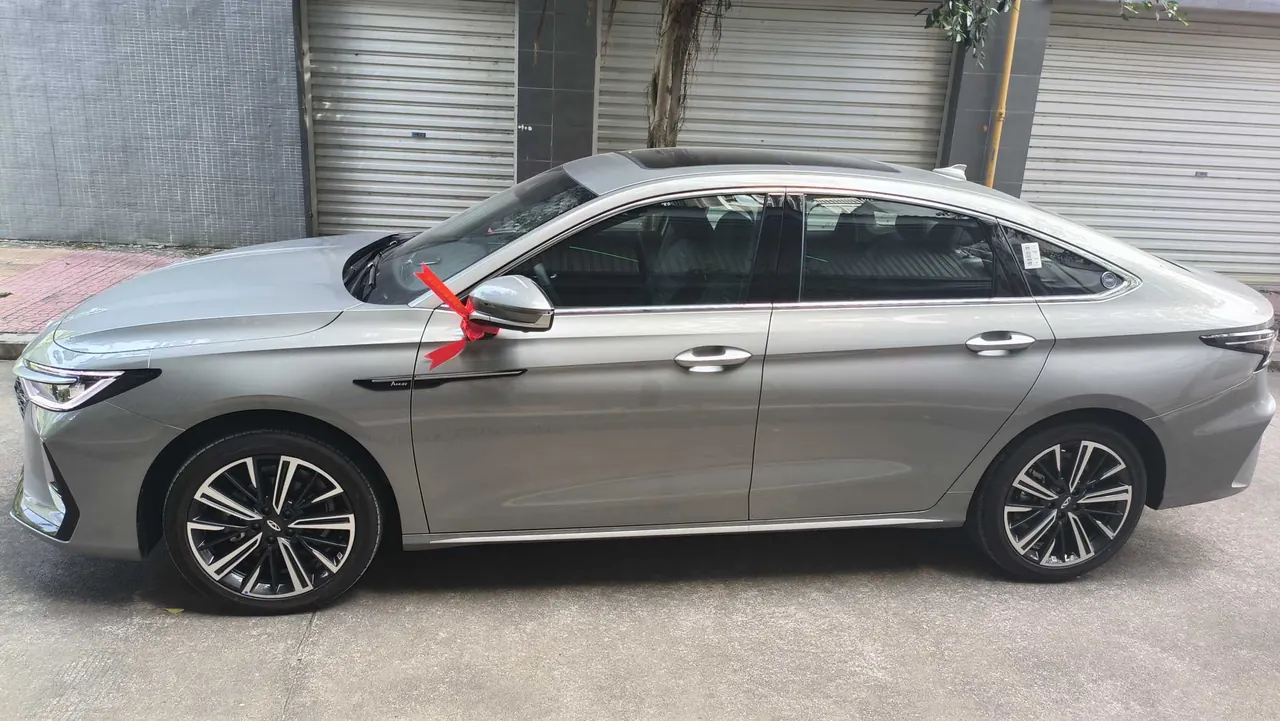 Chery 2025 Erez 8 1.6T Automatic Gear 9