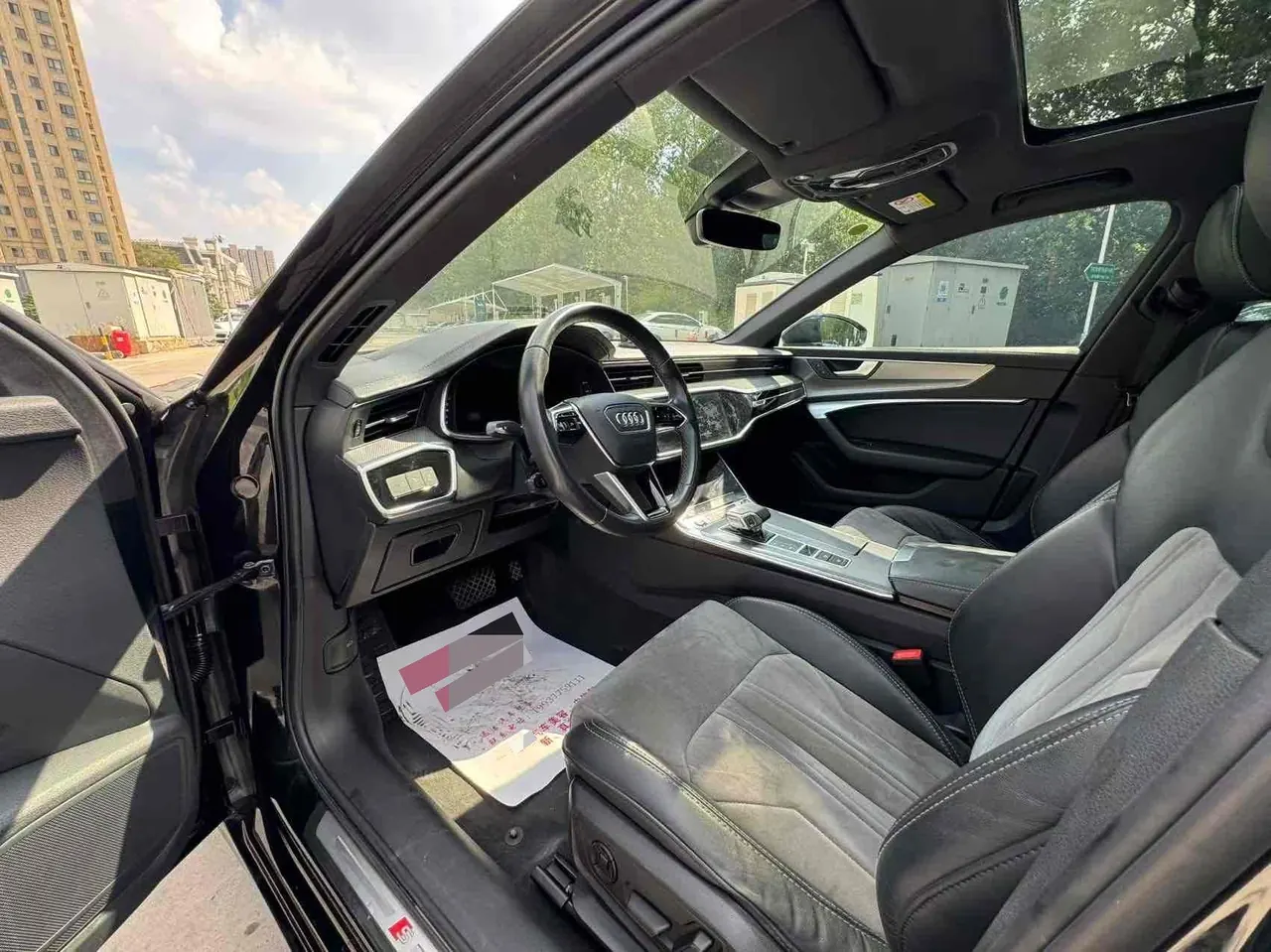 Audi 2022 A6L 2.0TFSI 40TFSI Deluxe Dynamic Automatic 2