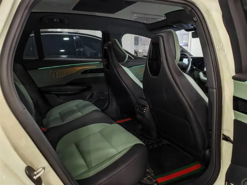 HongQi 2025 EH 7 690 Smart Edition Automatic Gear 3