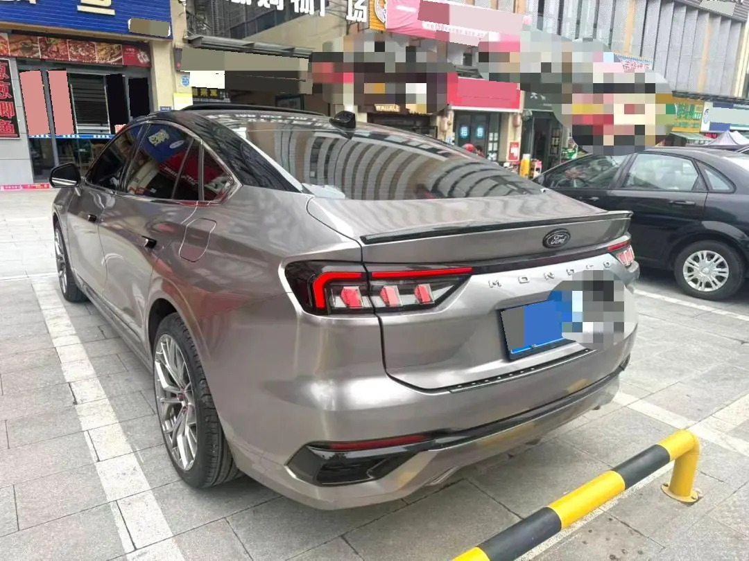 Ford 2023 Mondeo 2.0T EcoBoost 245 luxury automatic gear 7