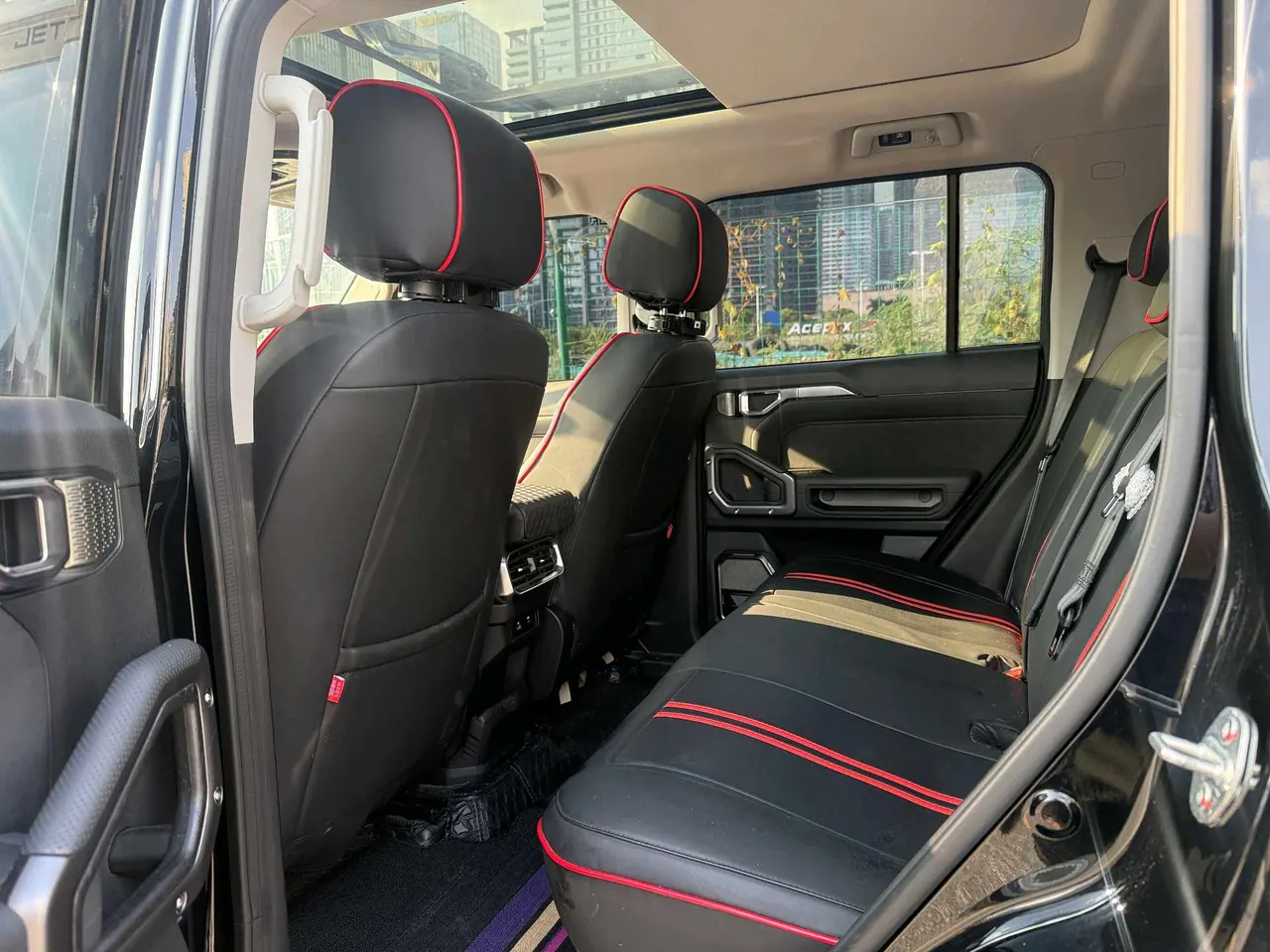 Jetour 2023 Travelers 1.5T Two-Drive Discovery PRO Automatic Gear 6
