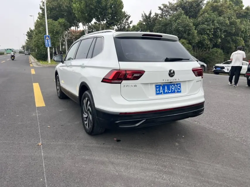 Volkswagen 2024 Tiguan L 1.5TSI 300TSI Front-Wheel-Drive Smart Enjoyment Edition Automatic Transmission 8