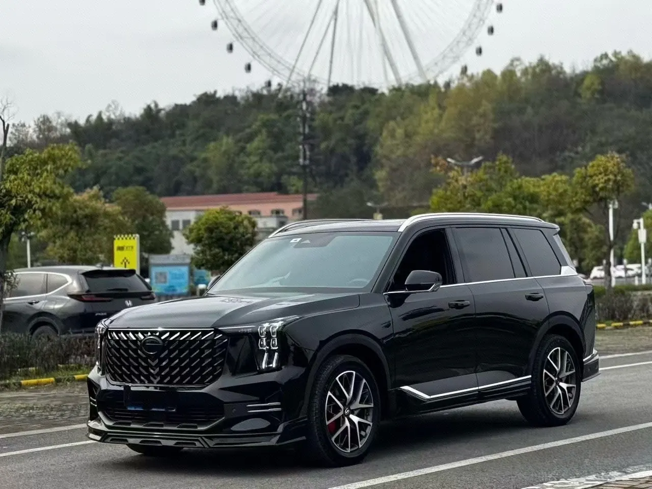 打开图片灯箱:Chuanqi 2022 GS8 2.0TGDI Two-Drive Deluxe Zhilian Edition Seven-seat Automatic Gear