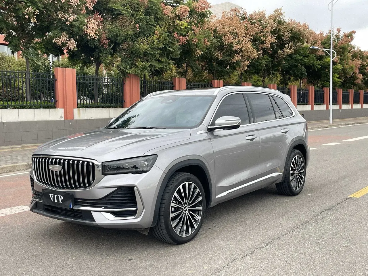 Open image lightbox: Geely 2025 XingyueL (Monjaro) 2.0TD Oriental Yao Star-Gazing Edition Automatic Transmission