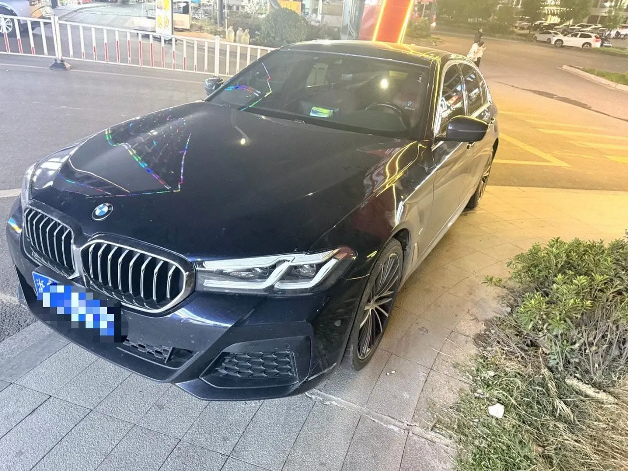 Open image lightbox: BMW 5 Series 2023 530Li 2.0T Leading M Sports Suit Automatic Gear