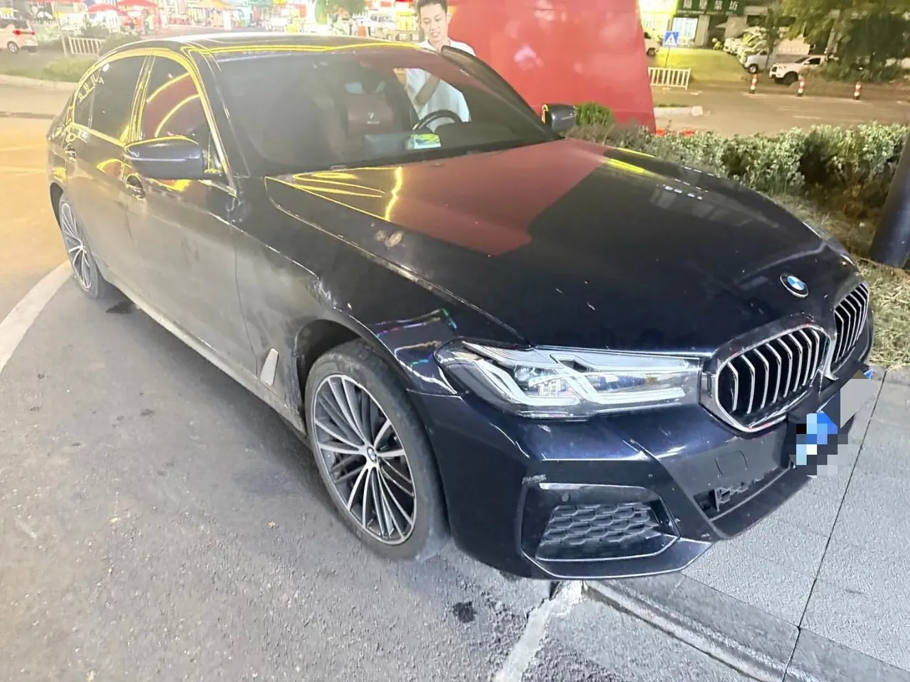 BMW 5 Series 2023 530Li 2.0T Leading M Sports Suit Automatic Gear 2