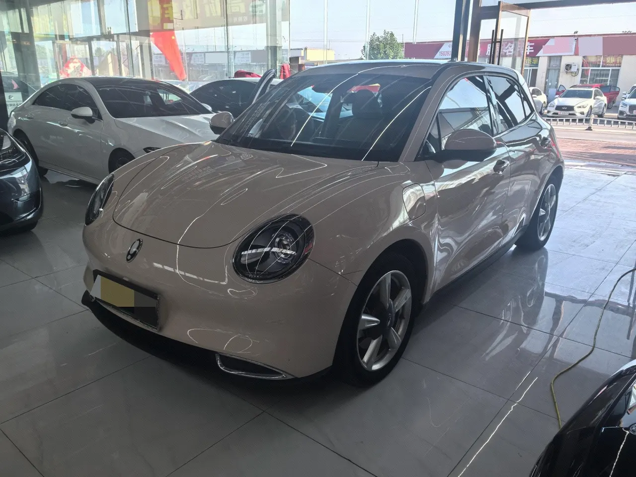 Открыть галерею: Ora 2023 Good Cat 401km Standard Endurance Luxury Lithium Iron Phosphate Automatic Gear