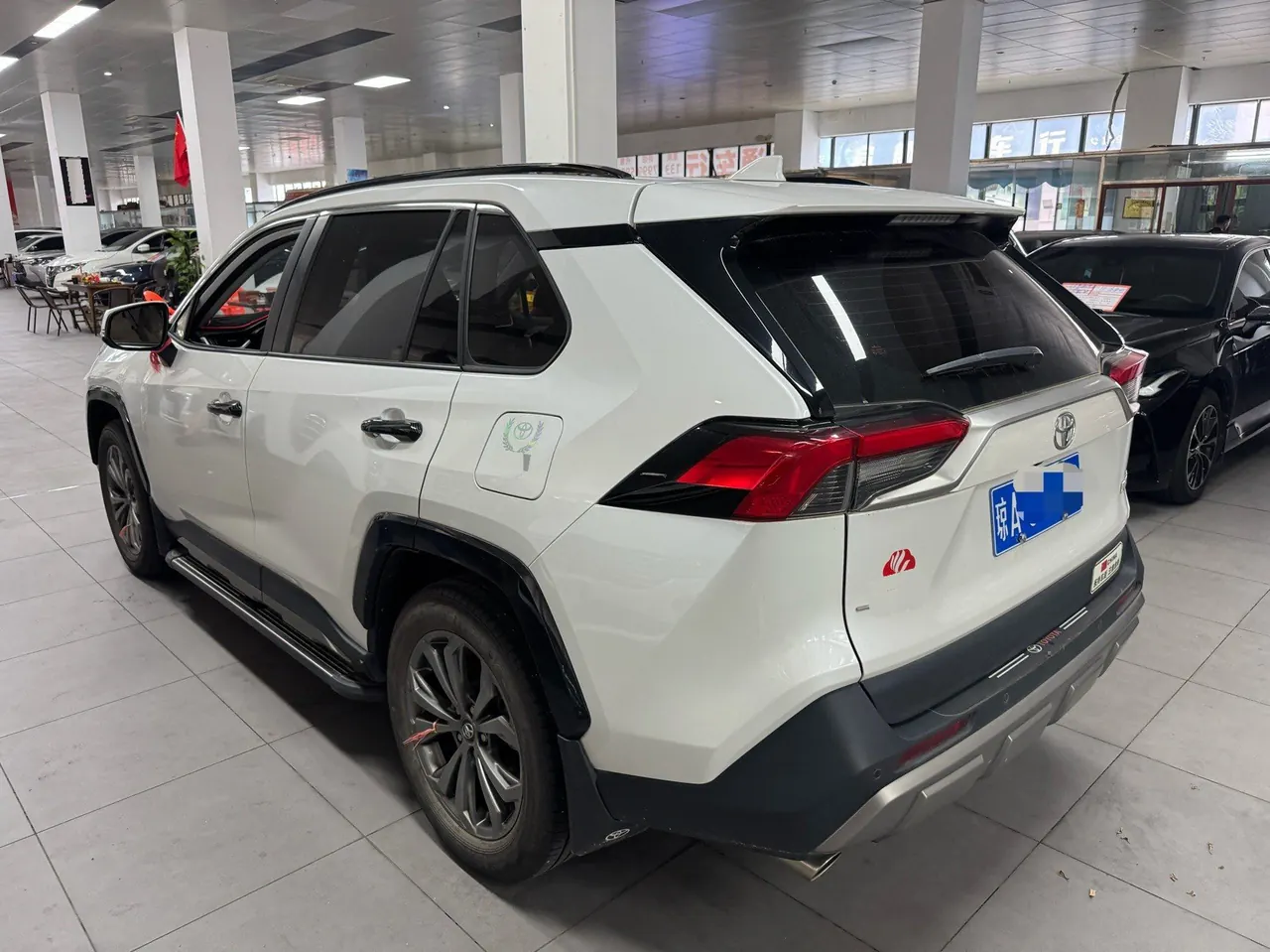 Toyota 2023 RAV4 Rongbo 2.0 Stepless Two-Drive Fashion Plus Edition Automatic Gear 6