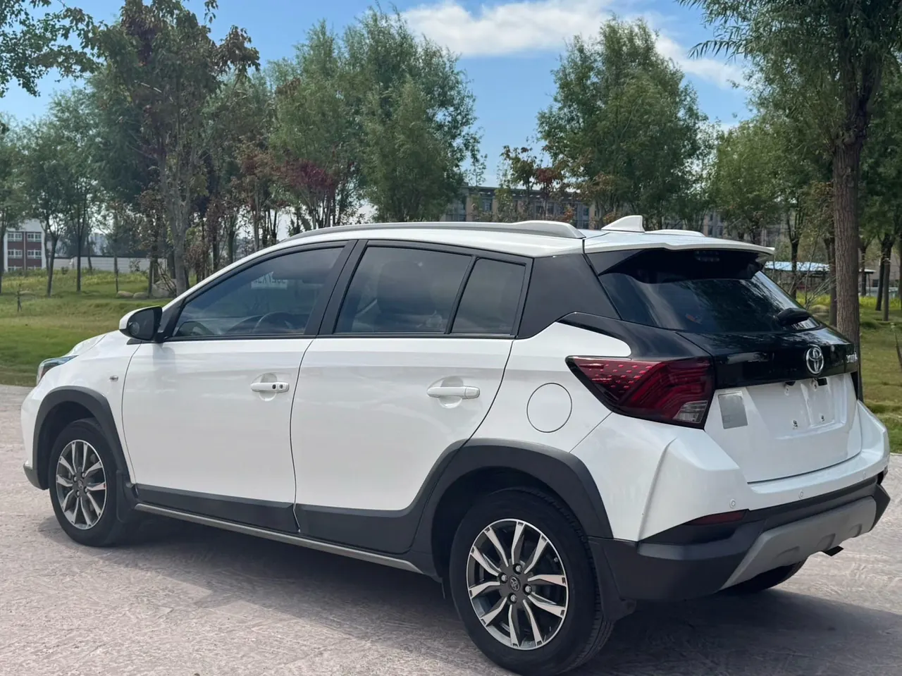 Toyota yaris 2022 YARiS L to dazzle X 1.5 stepless luxury PLUS version of automatic gear 13