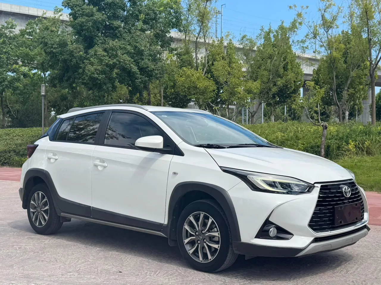 Toyota yaris 2022 YARiS L to dazzle X 1.5 stepless luxury PLUS version of automatic gear 3