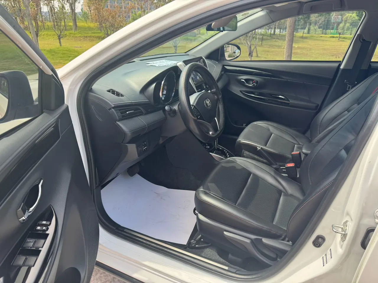 Toyota yaris 2022 YARiS L to dazzle X 1.5 stepless luxury PLUS version of automatic gear 5
