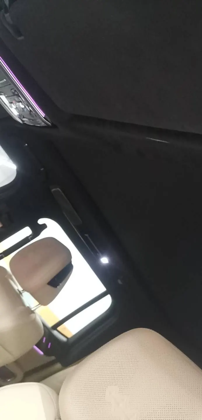 FangChengBao 2025 Leopard 8 2.0T Stepless Zhiyong Flagship Edition 7-seat Automatic Gear 6