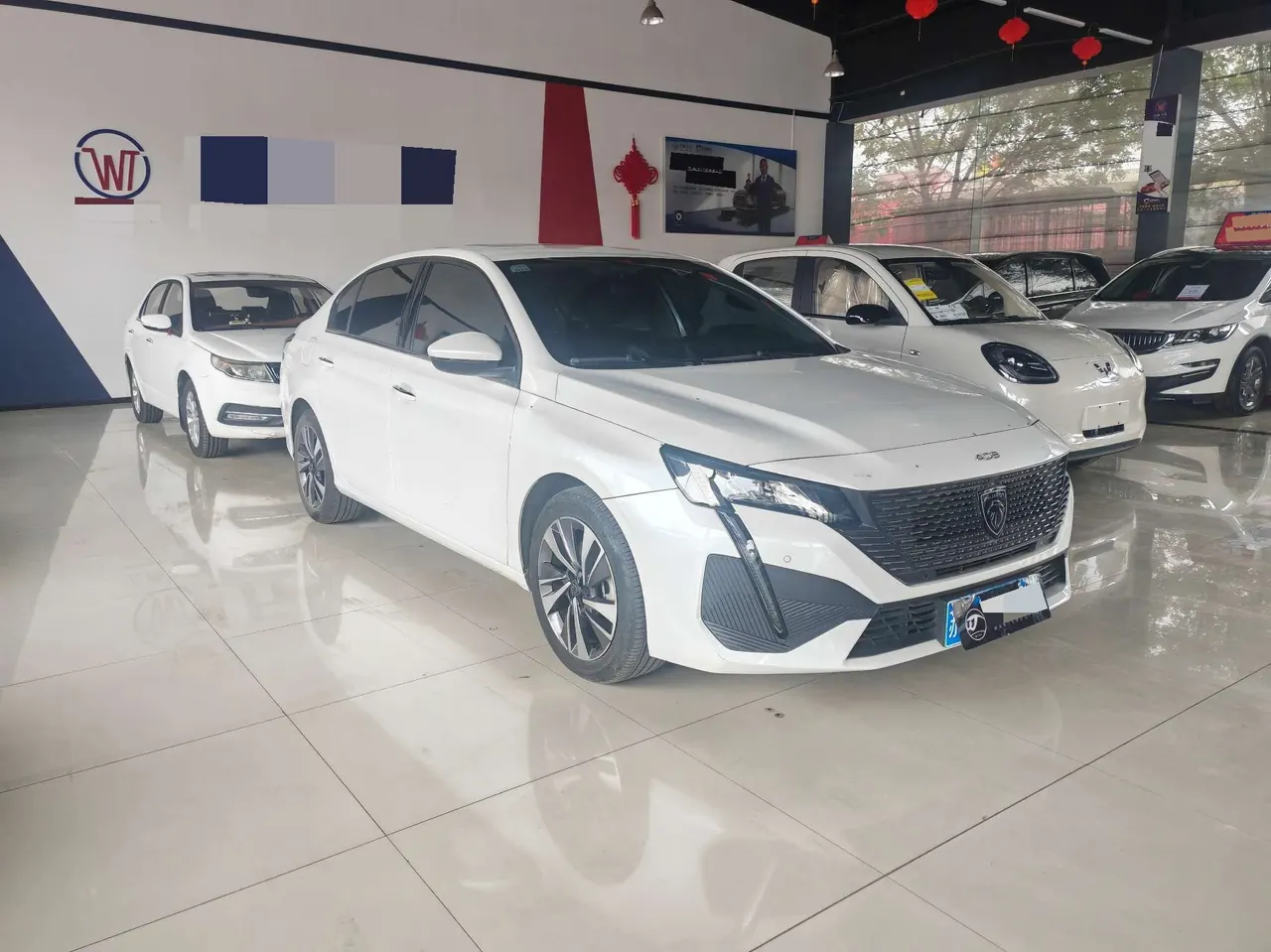 Peugeot 2022 408 1.6T Light Edition Automatic Gear 3