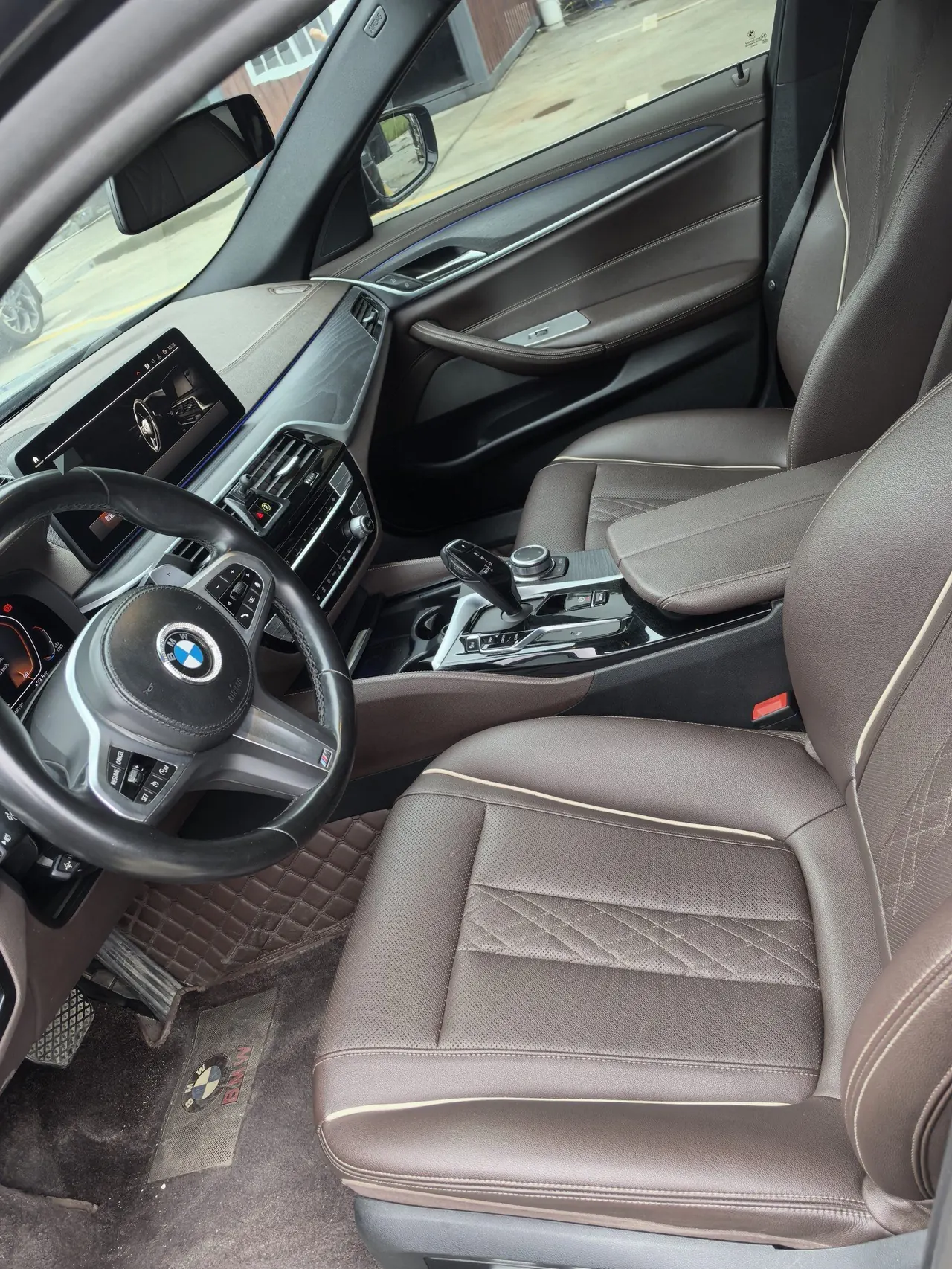 BMW 5 Series 2022 530Li xDrive 2.0T Luxury Suit (Modified) Automatic Gear 5