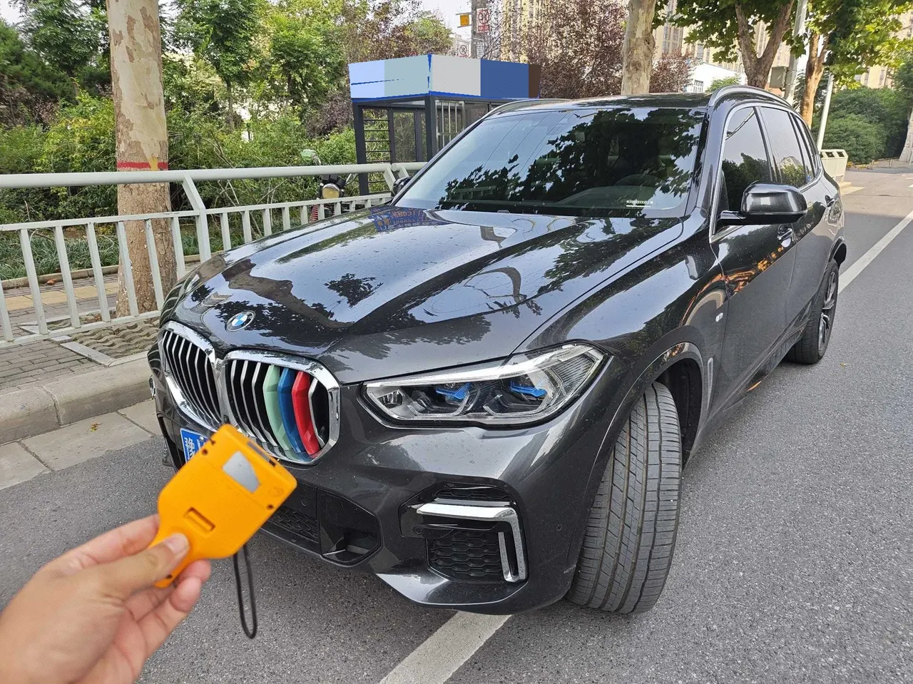 Open image lightbox: BMW 2022 X5 xDrive 30Li 2.0T exclusive m sports suit automatic gear