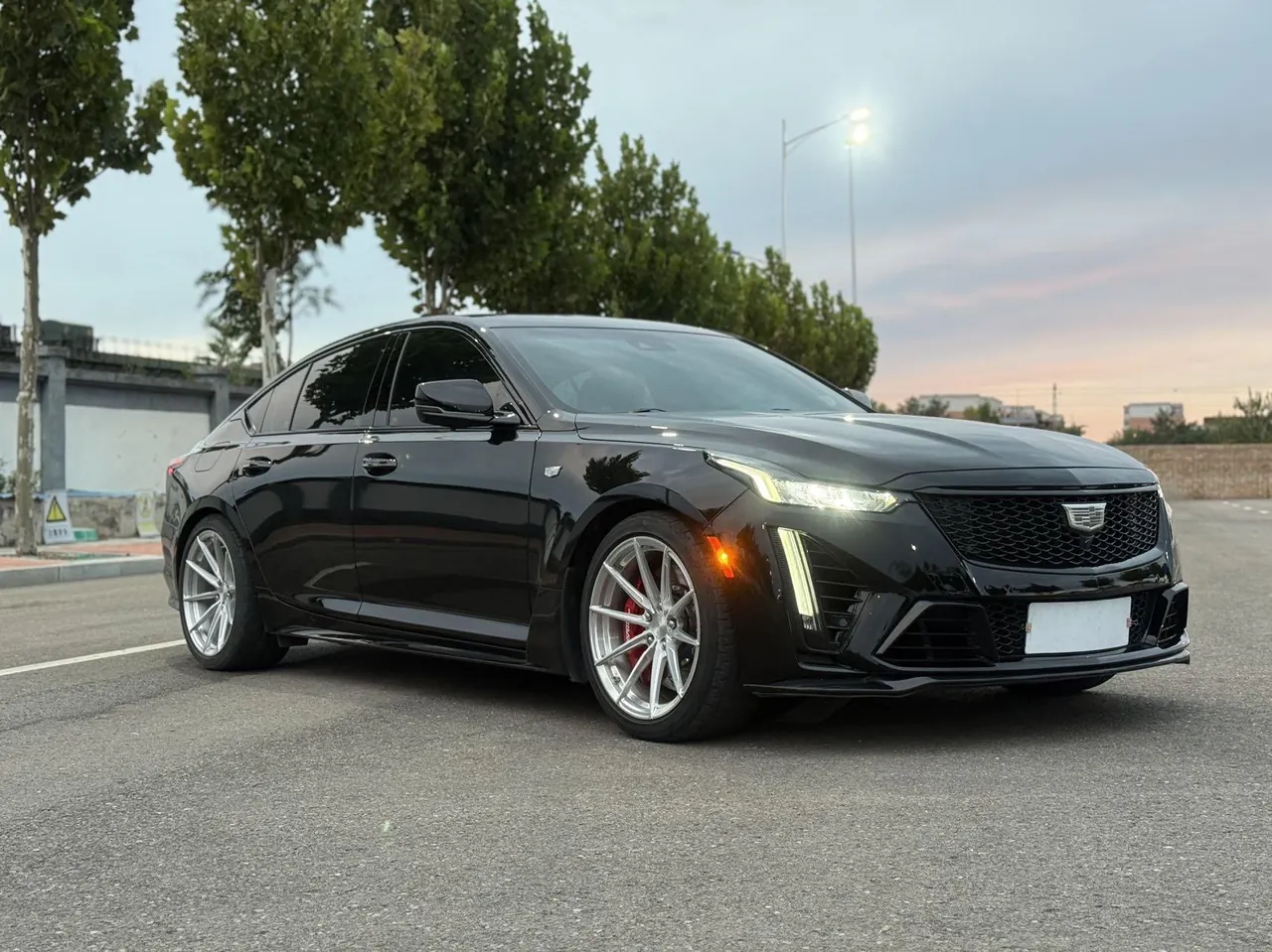 Cadillac 2020 CT5 2.0T 28T Leading Sports Automatic 3