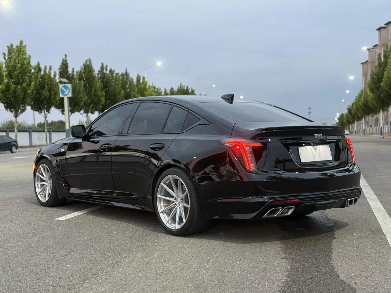 Cadillac 2020 CT5 2.0T 28T Leading Sports Automatic 9