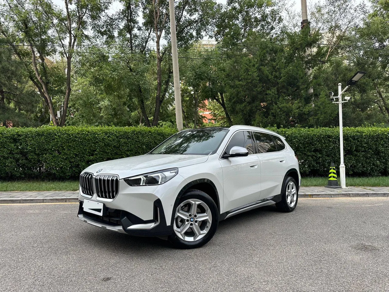 Открыть галерею: BMW 2023 X1 sDrive20Li 1.5T X Design Package Automatic Transmission