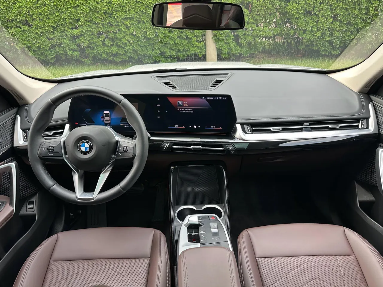 BMW 2023 X1 sDrive20Li 1.5T X Design Package Automatic Transmission 10