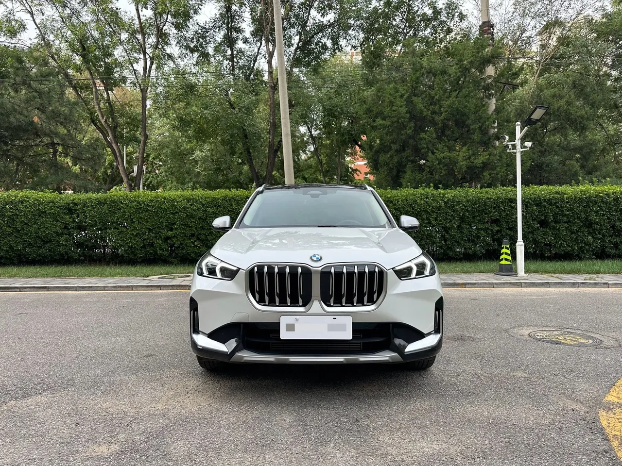 BMW 2023 X1 sDrive20Li 1.5T X Design Package Automatic Transmission 2