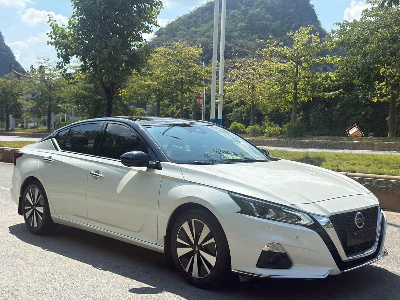 Nissan 2020 Teana 2.0 Stepless XL Upper Smart Edition (Modified) Automatic Gear 3