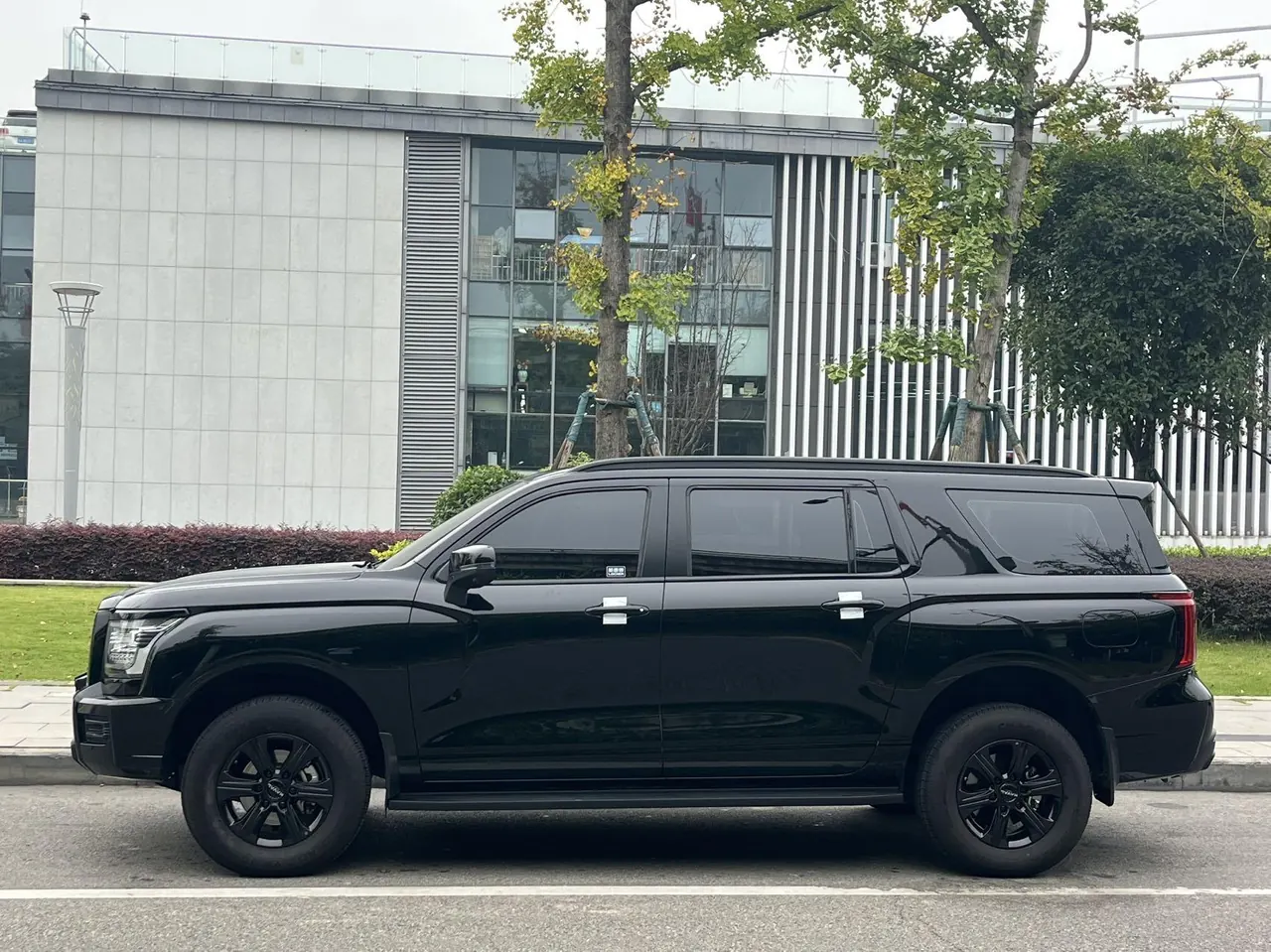 Haval 2025 H5 2.0T 4-wheel drive diesel pilot version automatic gear 4