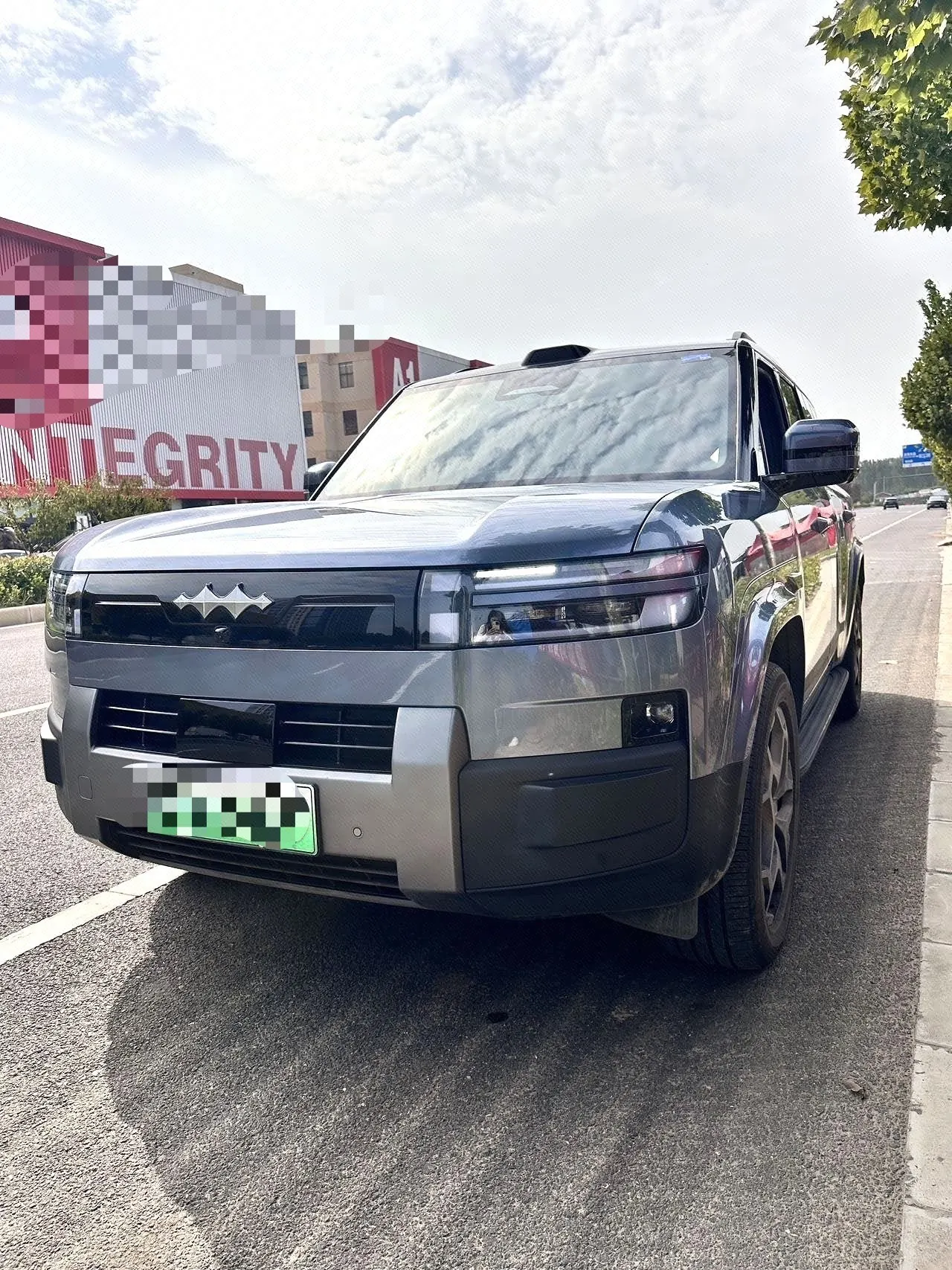 打开图片灯箱:FangChengBao 2025 titanium 7 1.5T stepless 190KM four-wheel drive Ultra version of automatic gear