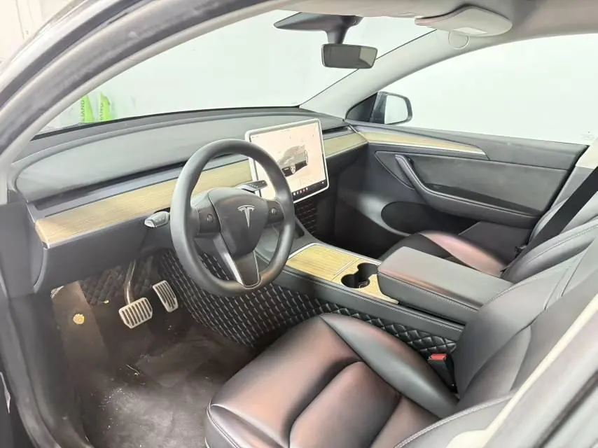 Tesla 2022 Model Y long endurance all-wheel drive version (modified) automatic gear 4