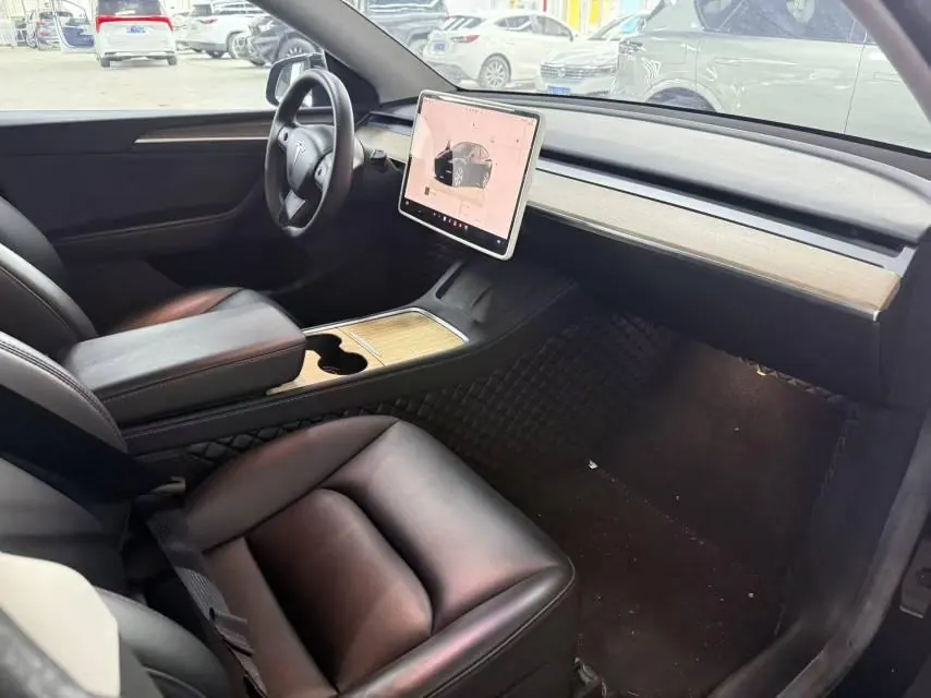 Tesla 2022 Model Y long endurance all-wheel drive version (modified) automatic gear 6