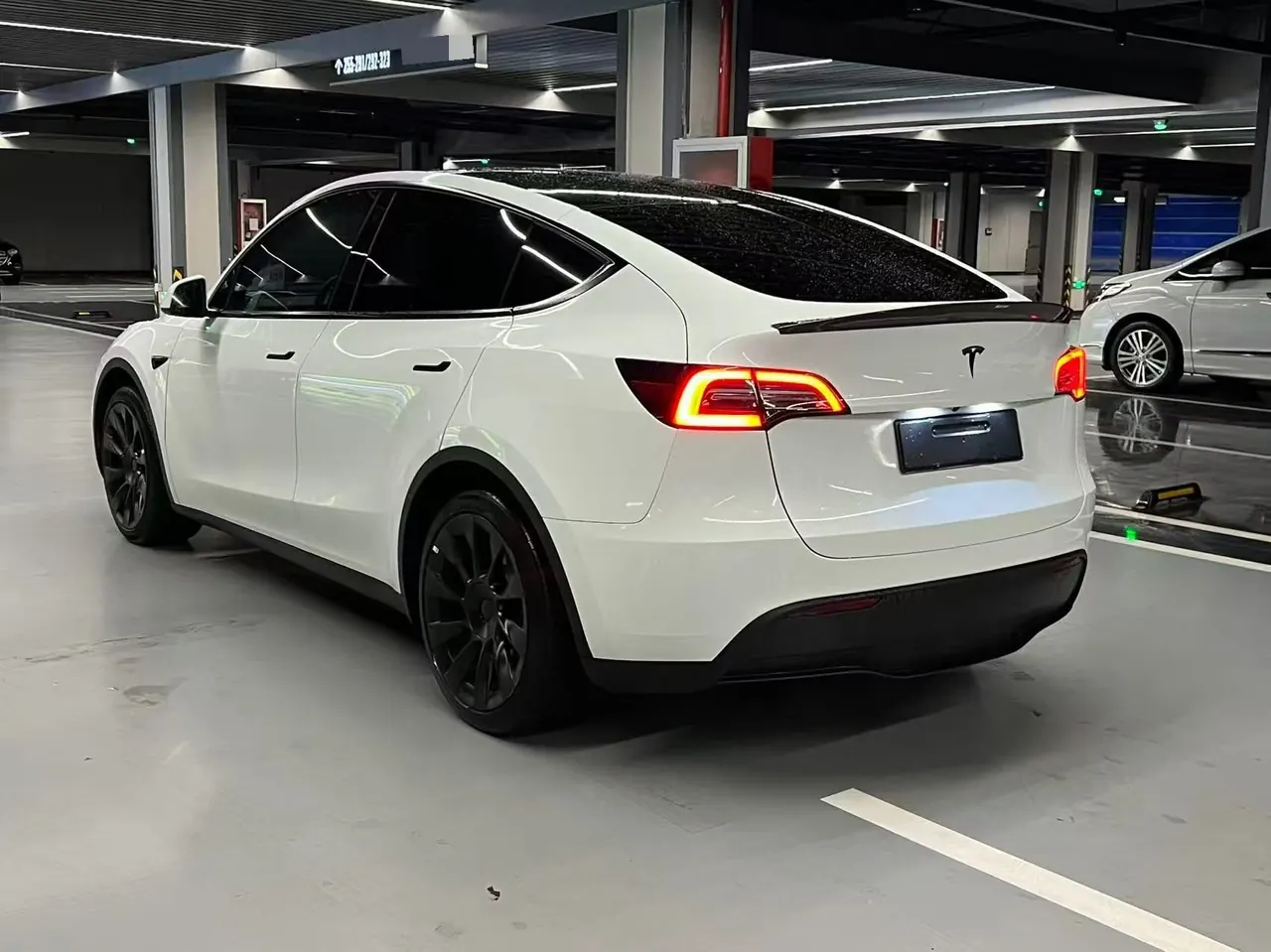 Tesla 2022 Model Y rear-wheel drive version automatic transmission 6