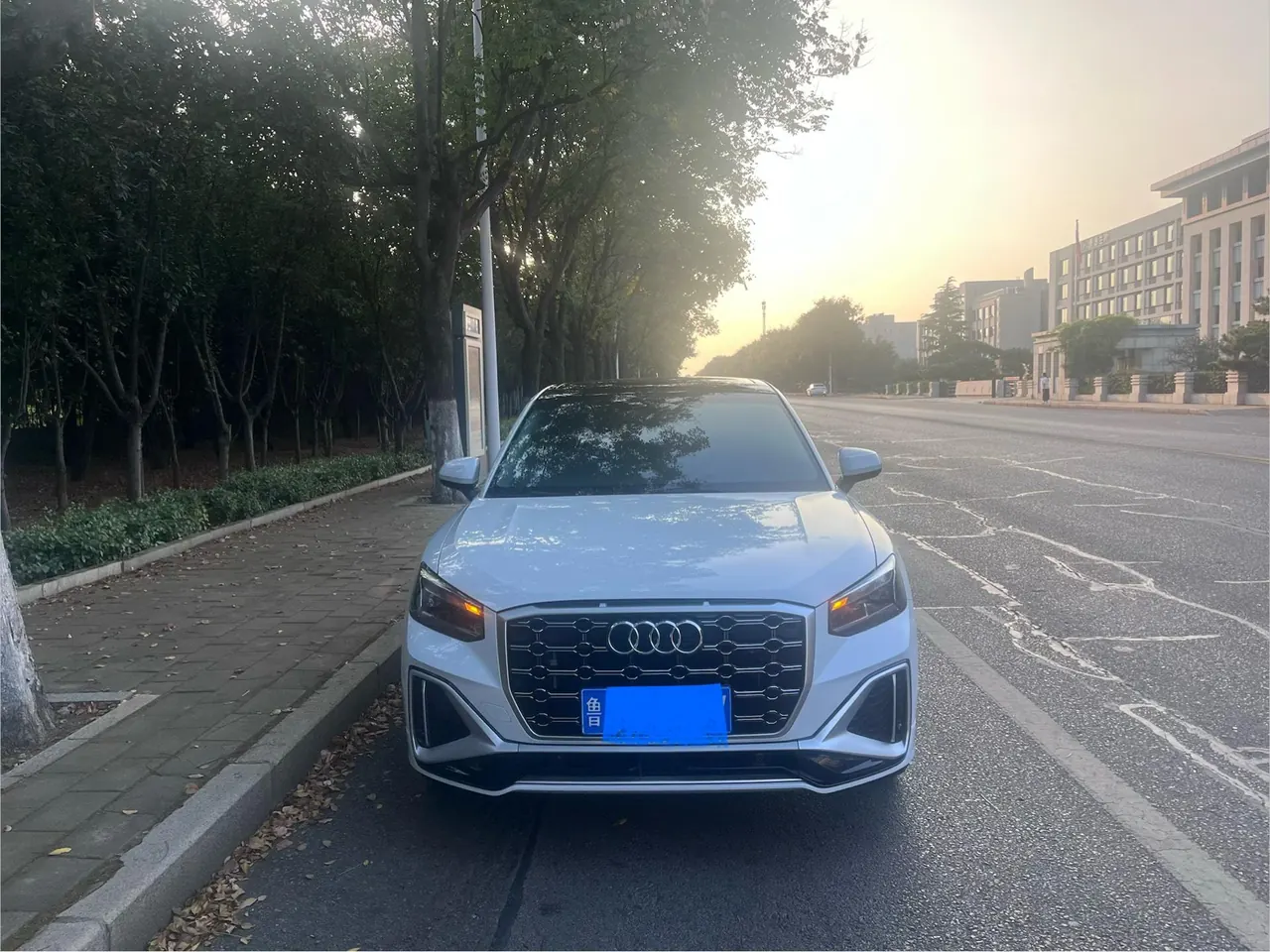 Audi 2022 Q2L 1.4TFSI 35TFSI Fashion Elegant Automatic 2