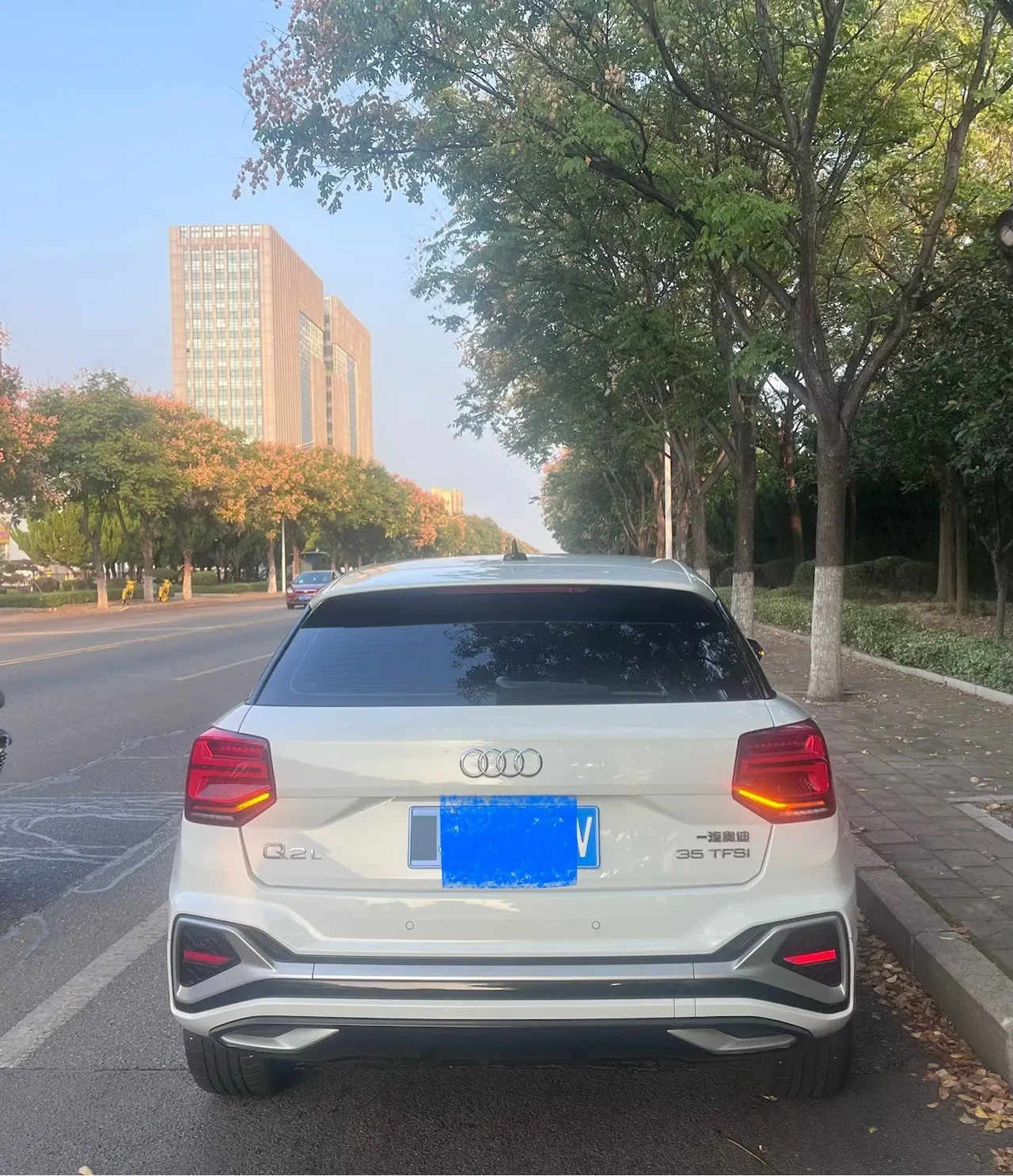 Audi 2022 Q2L 1.4TFSI 35TFSI Fashion Elegant Automatic 5