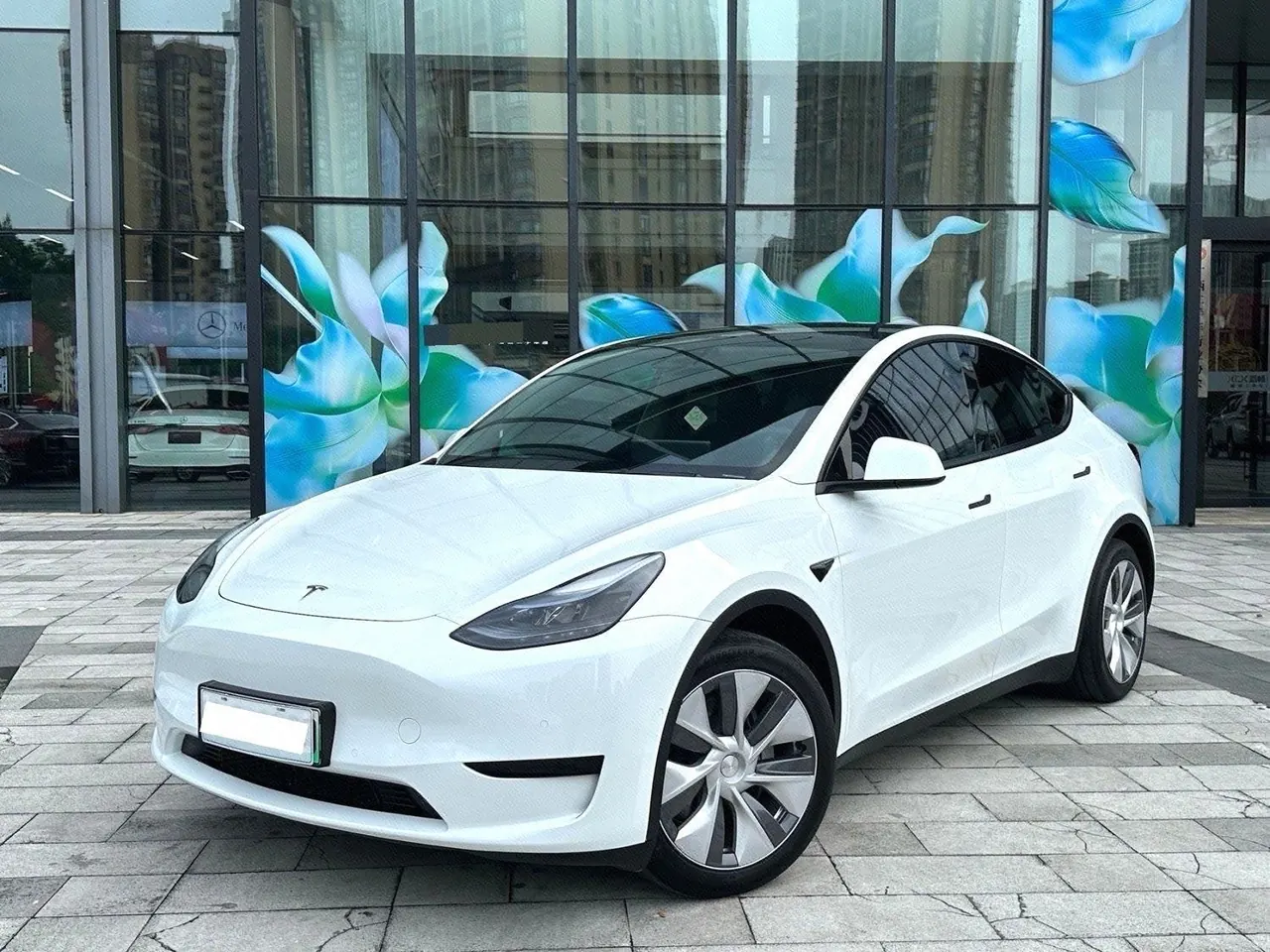 Открыть галерею: Tesla 2022 Model Y rear-wheel drive version (facelift) automatic gear