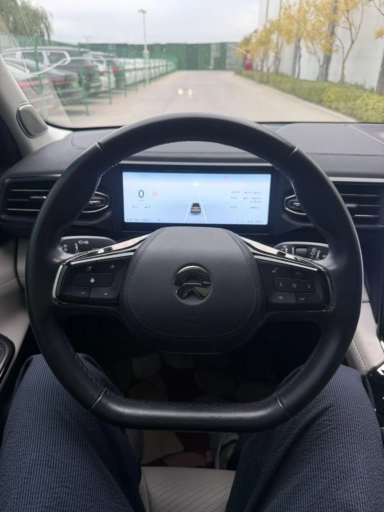 NIO 2020 ES8 benchmark 415KM 6-seat automatic gear 7