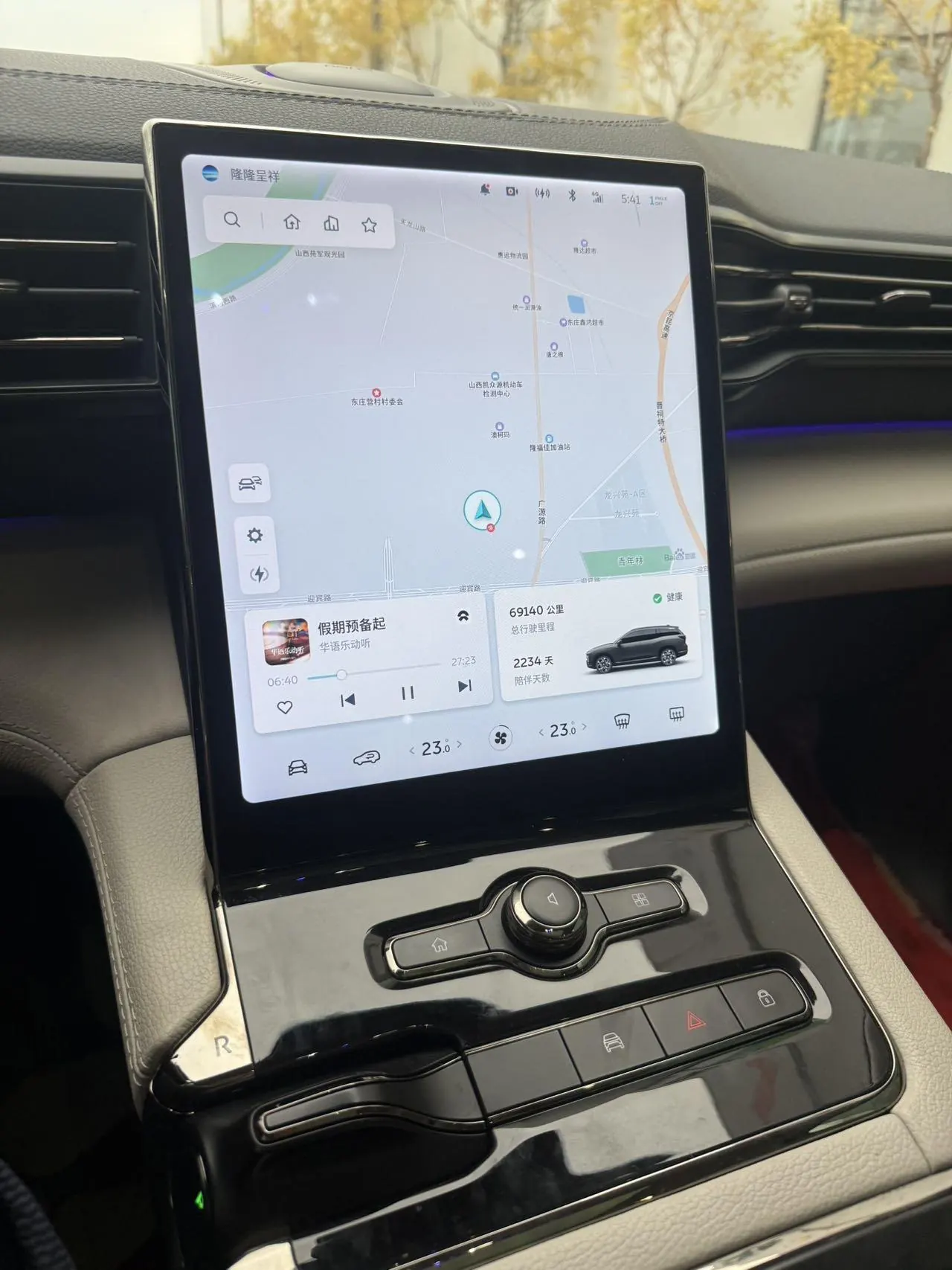 NIO 2020 ES8 benchmark 415KM 6-seat automatic gear 9