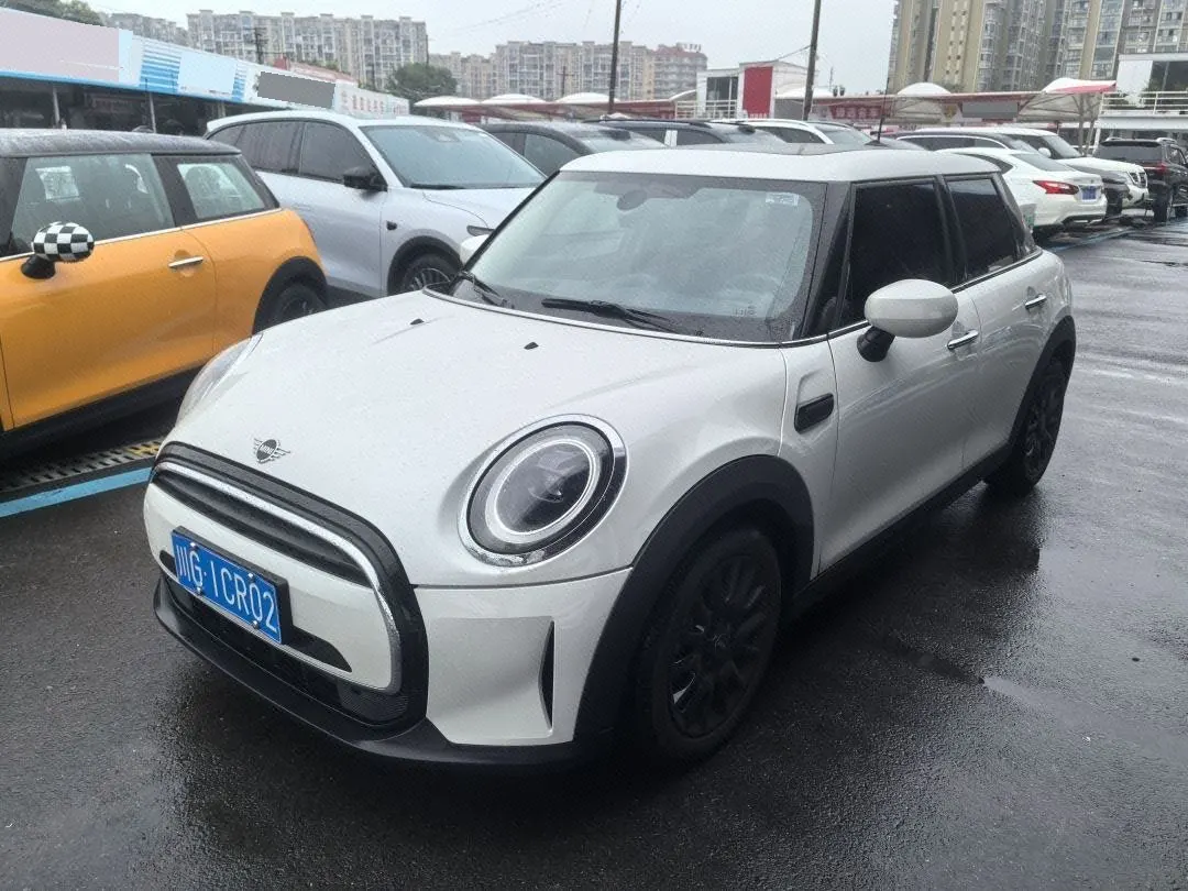 Open image lightbox: MINI Mini 5-Door (Imported) 2023 Mini One 1.5T Automatic Gear