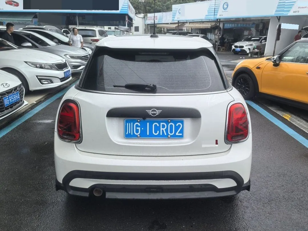 MINI Mini 5-Door (Imported) 2023 Mini One 1.5T Automatic Gear 7