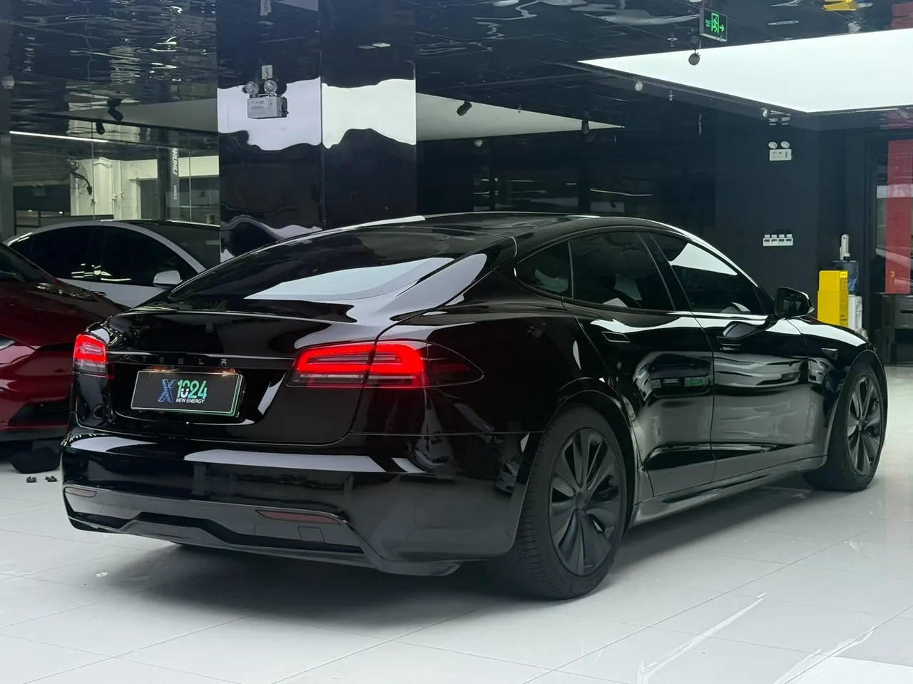 Tesla Model S (Imported) 2023 Model S Dual Motor All-wheel Drive Automatic Gear 6