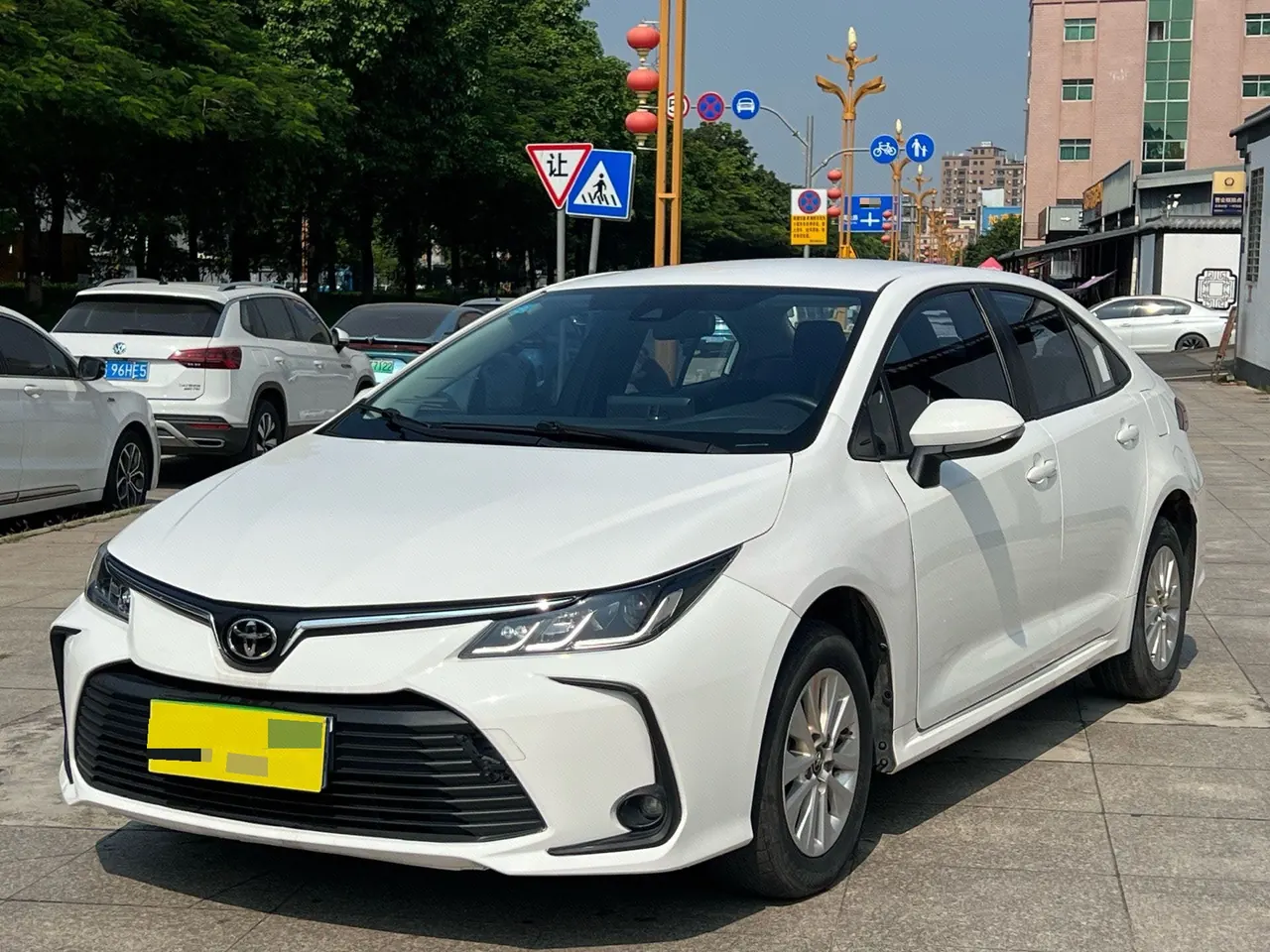 Open image lightbox: Toyota 2022 corolla 1.2T stepless pioneer PLUS version automatic gear