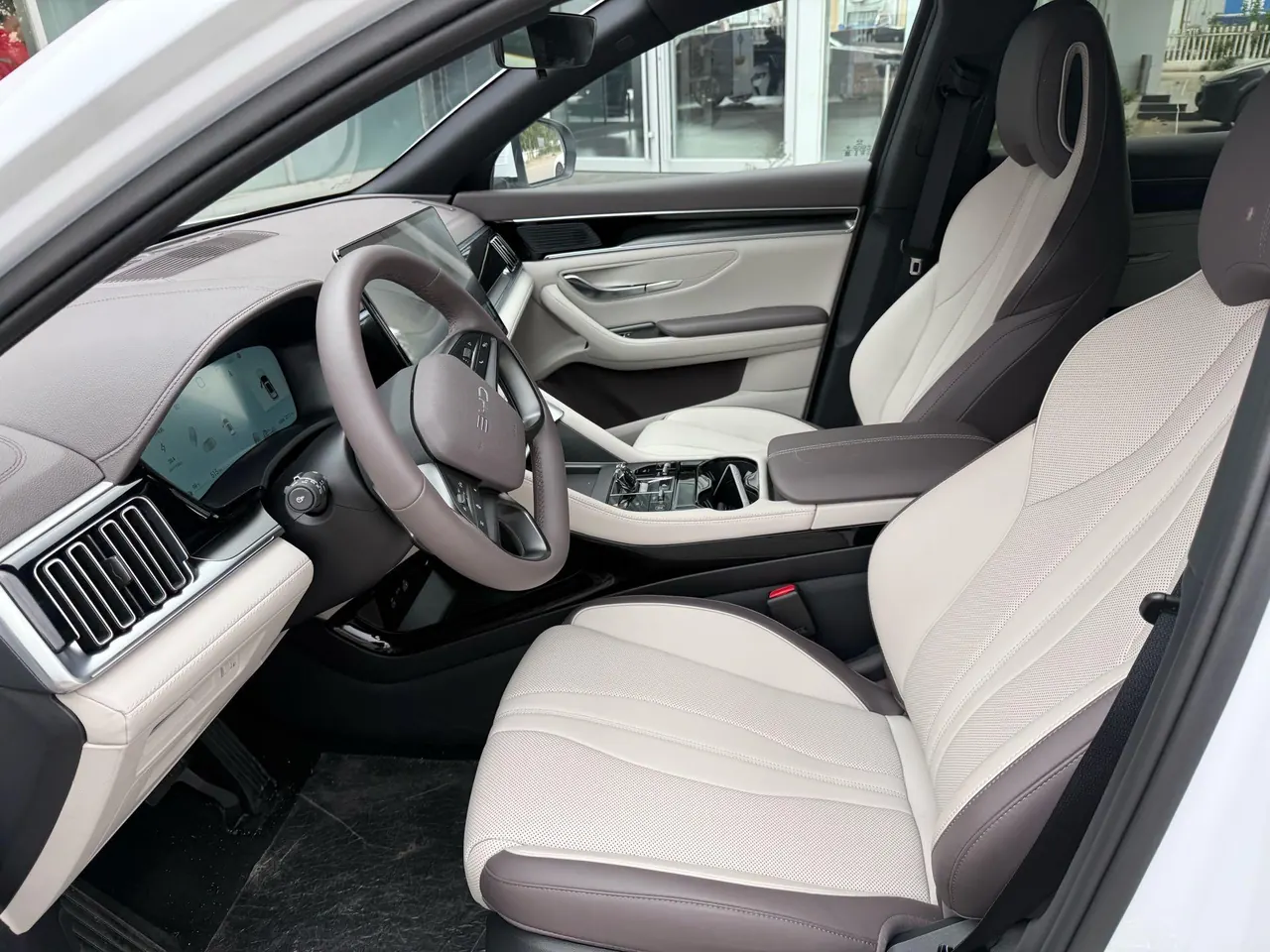 BYD Song PLUS New Energy 2025 Song PLUS EV 520km Honorable Automatic Gear 5