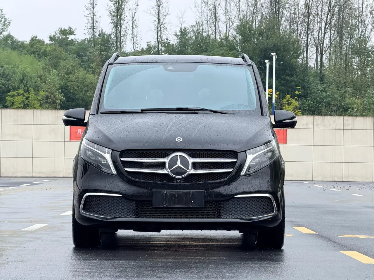 Mercedes Benz V 2022V 260 2.0T Premium Edition Automatic Gear 2